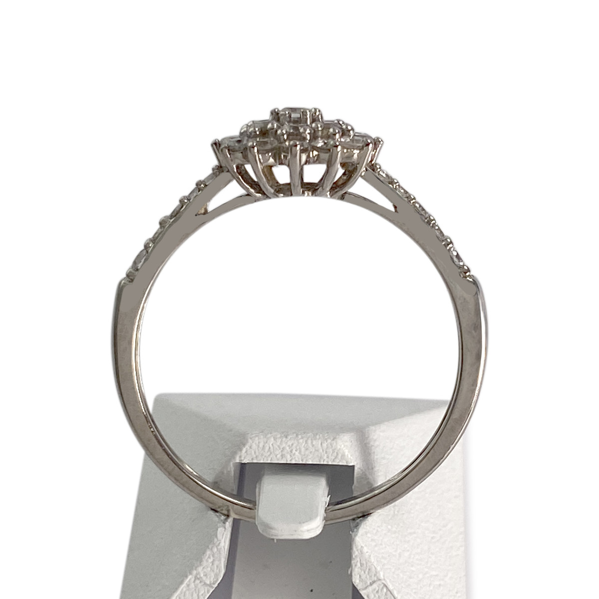 Bague d'occasion or 750 blanc diamants synthetiques - vue 3