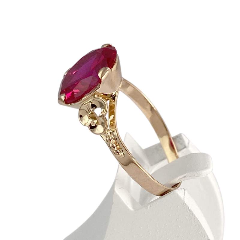 Tweedehands gouden ring 750 geel synthetisch korund - bekijk 2