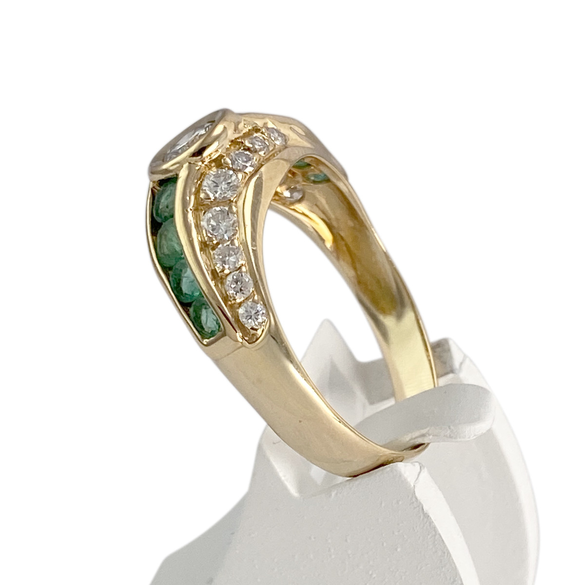 Bague d'occasion or 750 jaune diamants émeraudes - vue 2