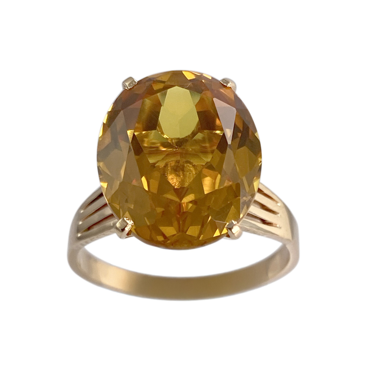 Bague d'occasion or 750 jaune corindon synthetique