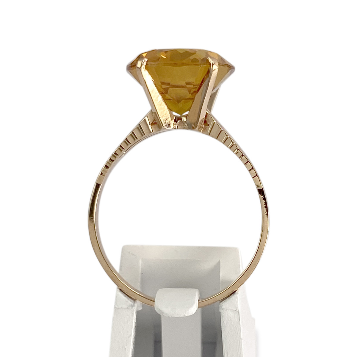 Bague d'occasion or 750 jaune corindon synthetique - vue 3