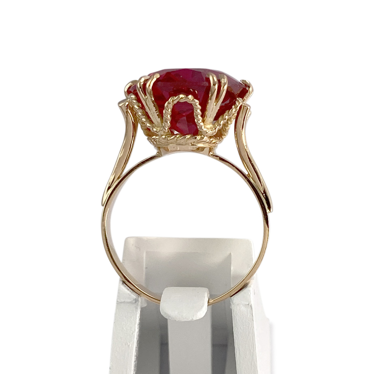 Bague d'occasion or 750 jaune rubis synthetique - vue 3