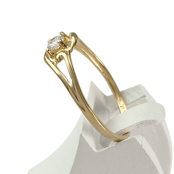 Tweedehands solitaire in 750 geelgoud met zirkonia