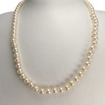 Collier d'occasion or 750 jaune perle de culture du japon - vue 2