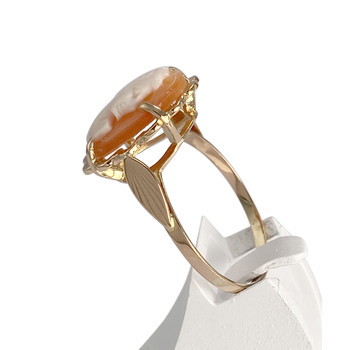 Tweedehands gouden ring 750 geel camee