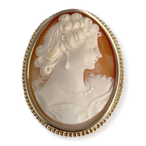 Broche d'occasion or 750 jaune camee