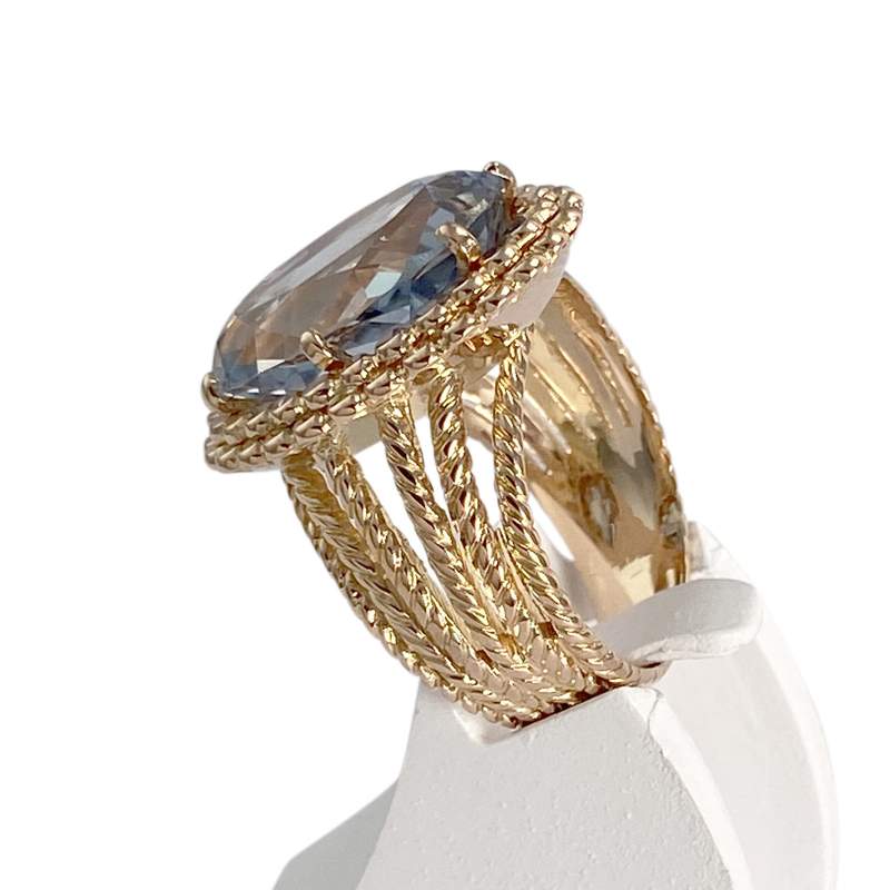 Bague d'occasion or 750 jaune spinelle synthetique - vue 2