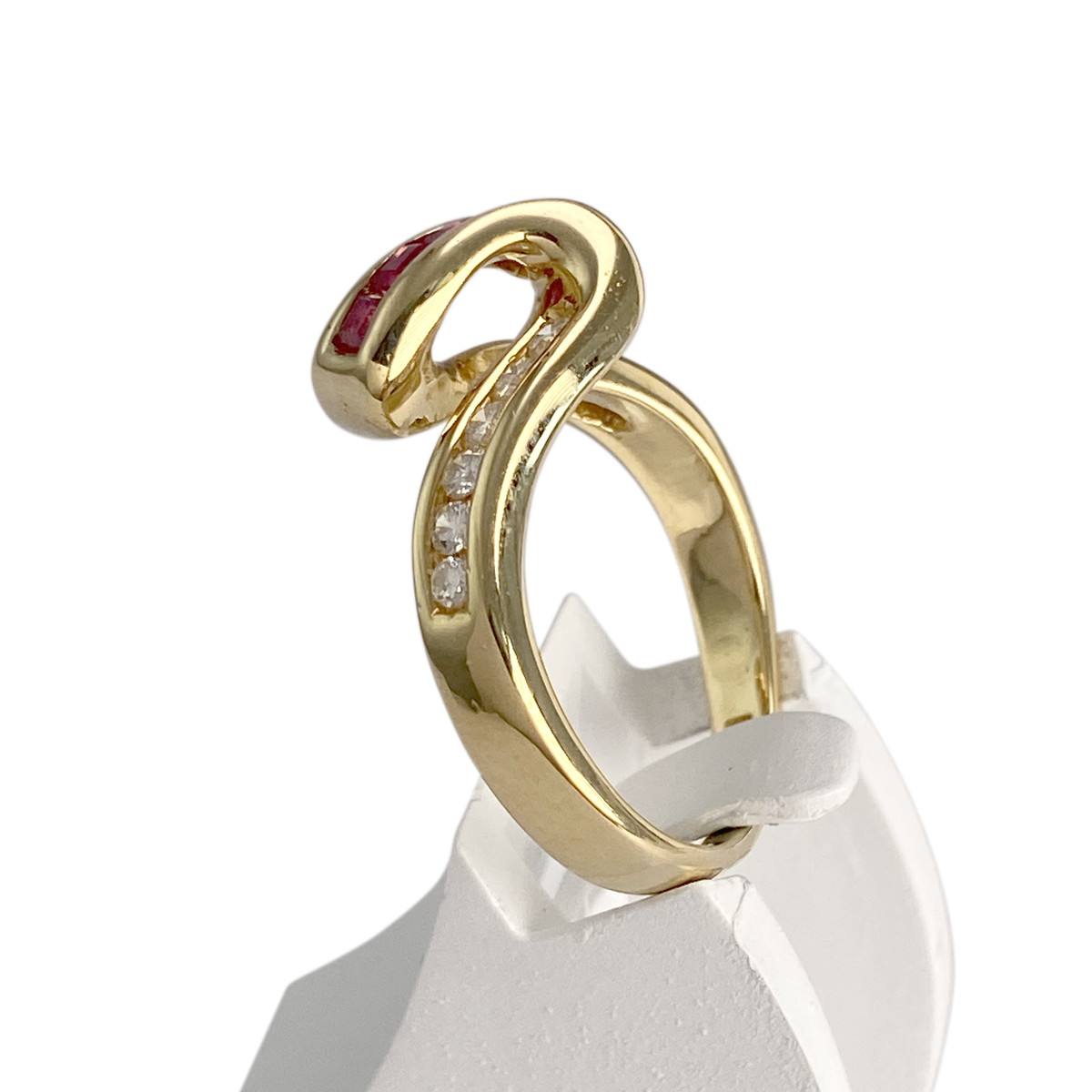 Bague d'occasion or 750 jaune diamants rubis - vue 2