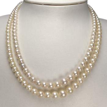 Tweeregelige tweedehands ketting van 750 geelgoud met parels, gekweekte parels uit Japan, 45 cm