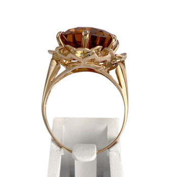 Bague d'occasion or 750 jaune fleur corindon synthétique