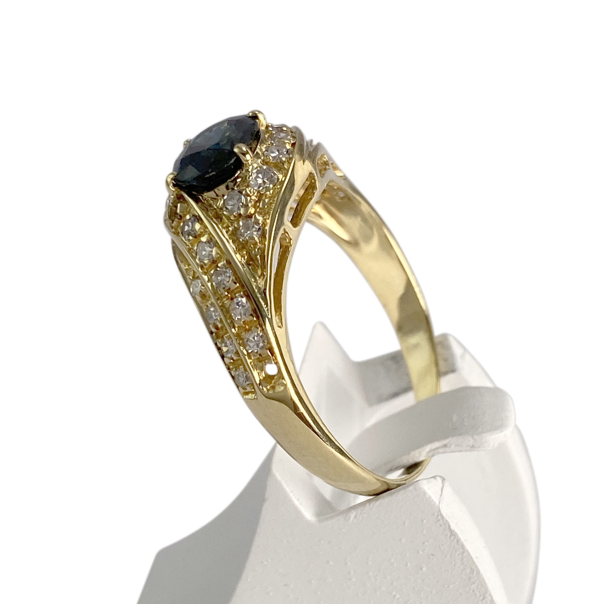 Bague d'occasion or 750 jaune diamants et saphir - vue 2
