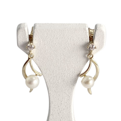 Boucles d'oreilles d'occasion or 375 jaune perle de culturezirconias - vue 1