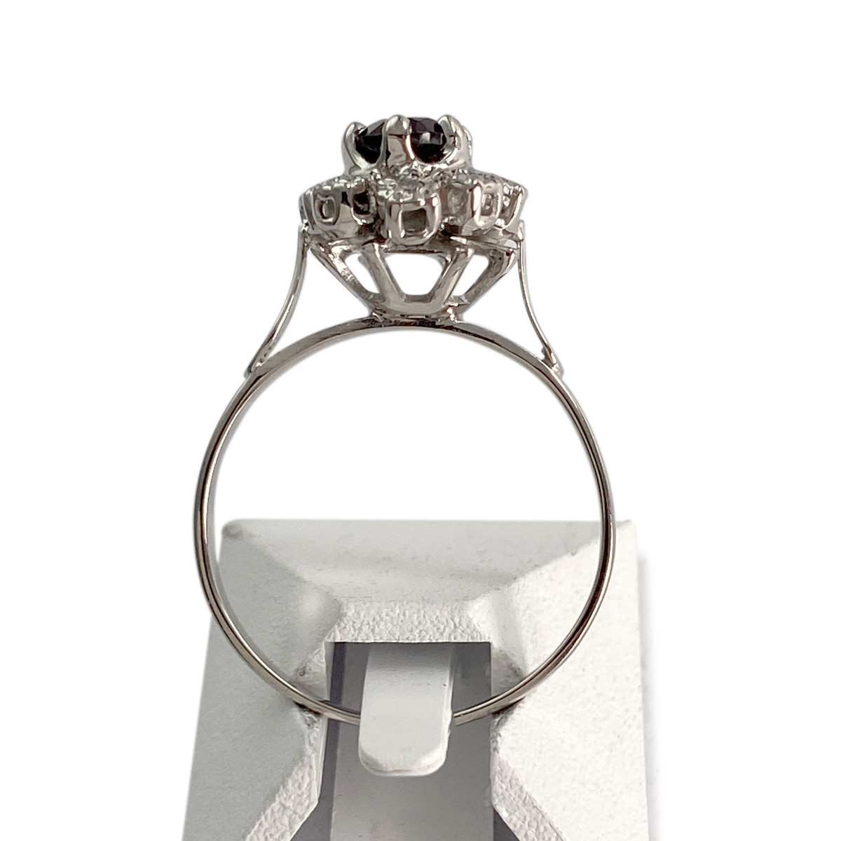 Bague d'occasion or 750 blanc grenat et diamants - vue 3