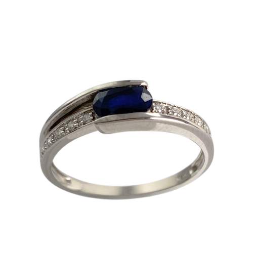 Bague d'occasion or 375 blanc diamants et saphir