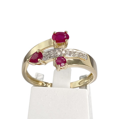Bague d'occasion or 750 jaune rubis diamants