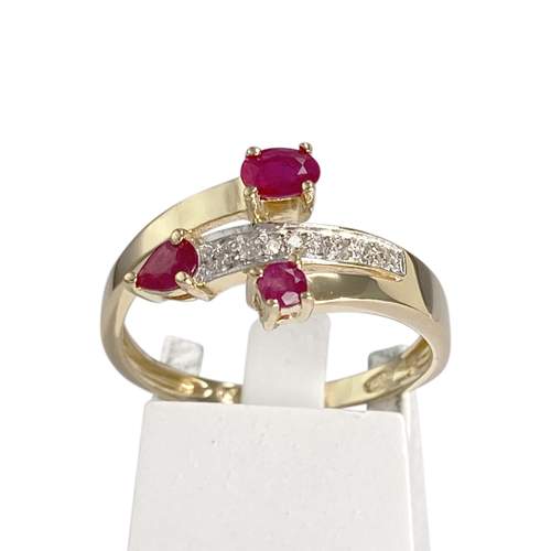 Bague d'occasion or 750 jaune rubis diamants