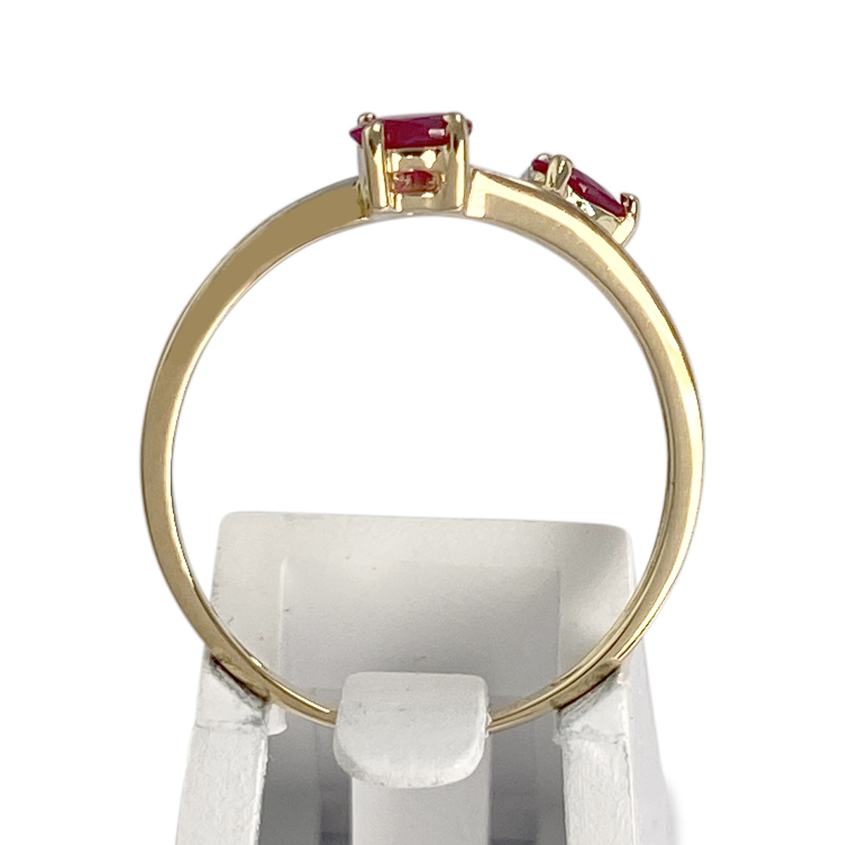 Bague d'occasion or 750 jaune rubis diamants - vue 3