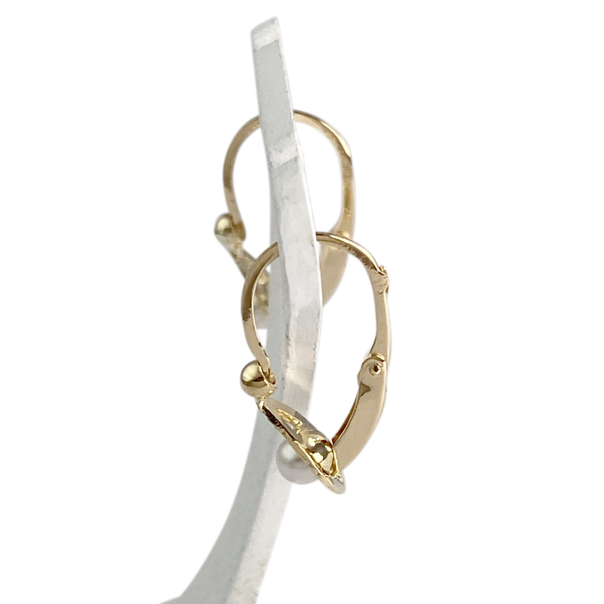 Tweedehands oorbellen van 750 geelgoud met gekweekte parels - afbeelding 2