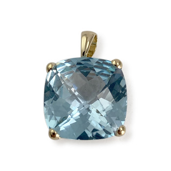 Pre-owned 750 yellow gold pendant with a treated blue topaz