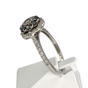 Bague d'occasion or 750 blanc fleur diamants diamants noirs