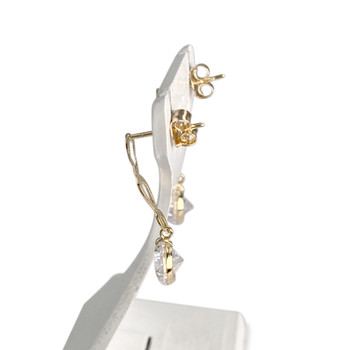 Tweedehands oorbellen van 750 geelgoud met zirkonia's