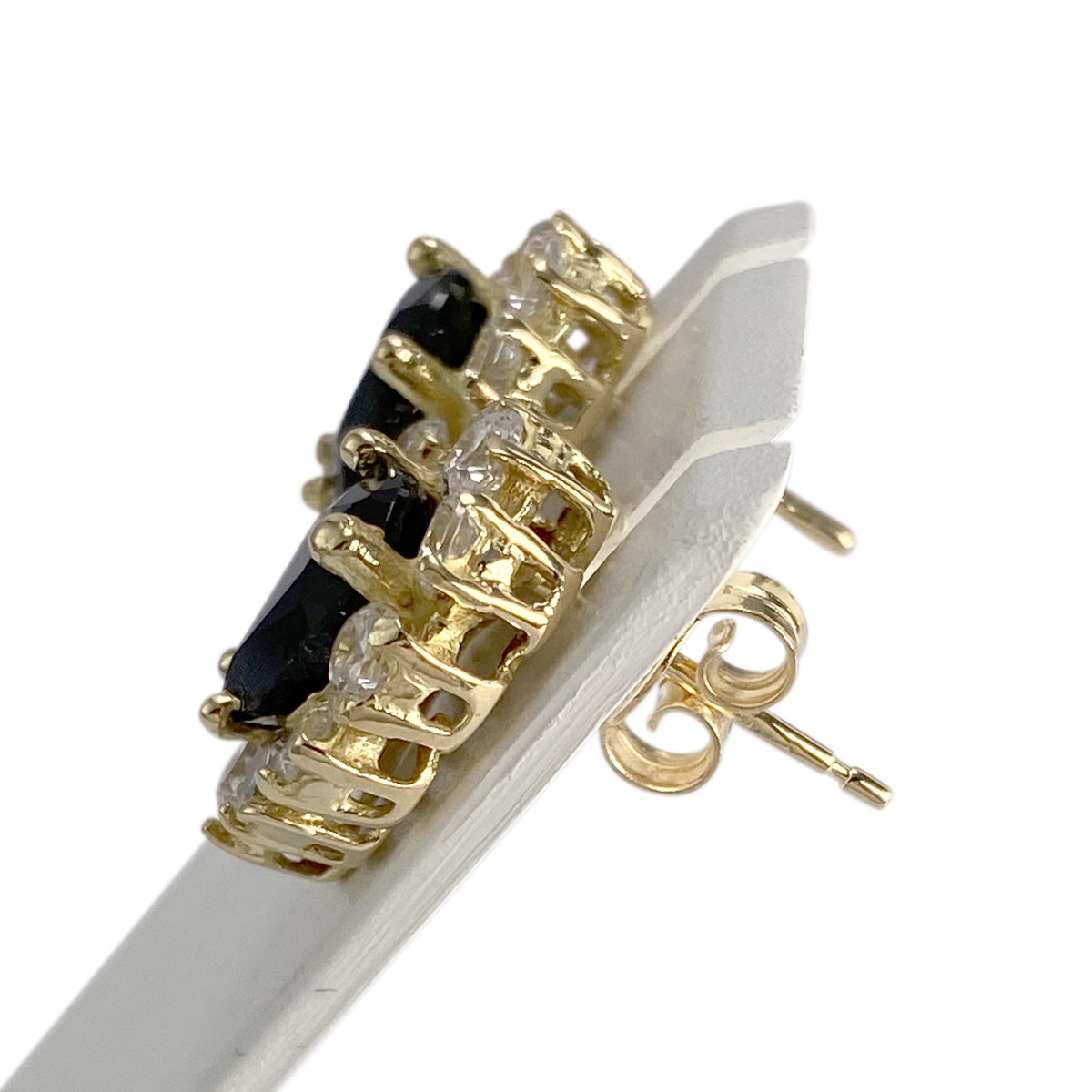 Boucles d'oreilles d'occasion or 750 jaune saphirzirconias - vue 2