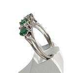 Bague d'occasion or 750 blanc diamants émeraudes - vue 2