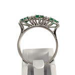 Bague d'occasion or 750 blanc diamants émeraudes - vue 3