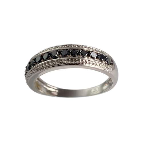 Bague d'occasion or 750 blanc diamants noirs traités
