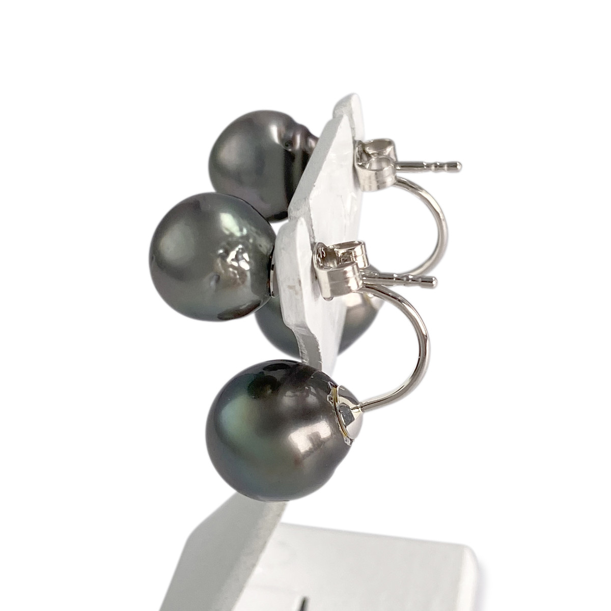 Boucles d'oreilles d'occasion or 375 blanc perle de tahiti - vue 2
