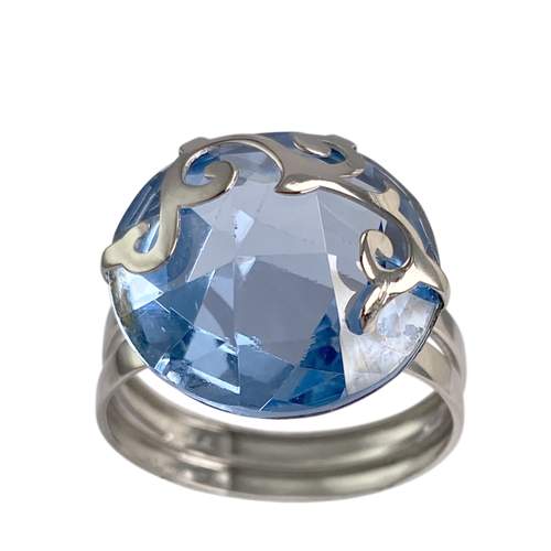 Bague d'occasion or 750 blanc spinelle synthetique