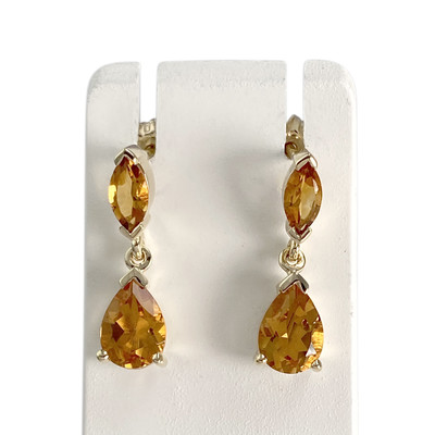 Boucles d'oreilles d'occasion or 375 jaune citrines