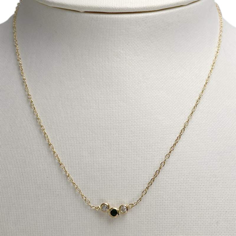 Collier d'occasion or 750 jaune diamants émeraude 38cm - vue 2