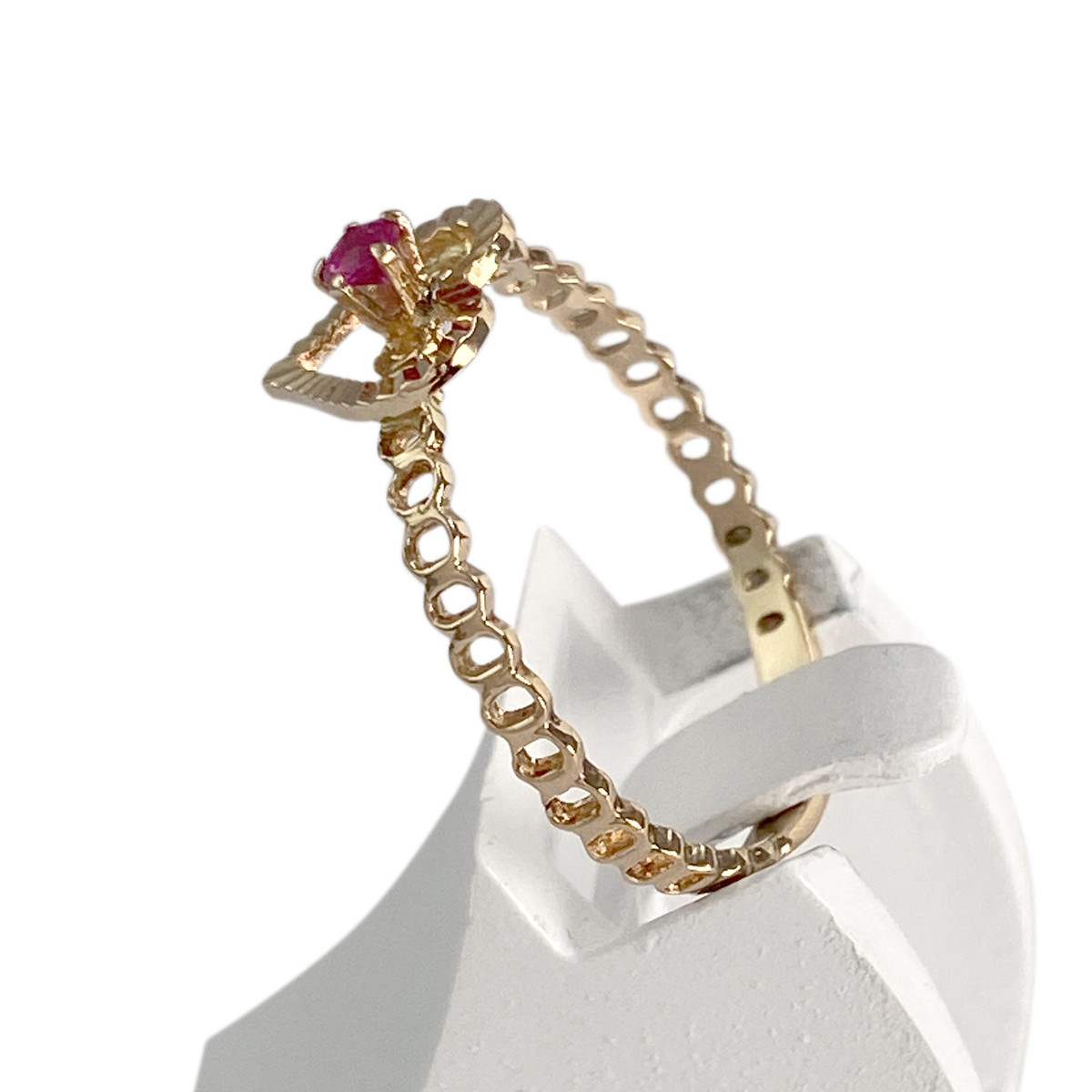 Bague d'occasion or 750 jaune coeur rubis synthetique - vue 2