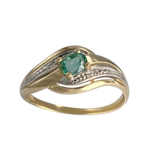 Bague d'occasion  or 2 tons 750 émeraude diamant