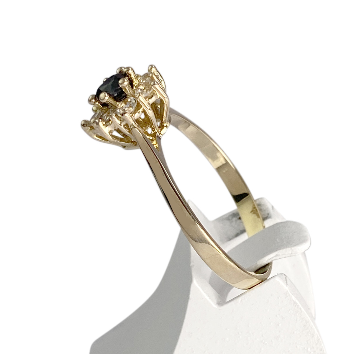 Bague d'occasion or 585 jaune saphirs synthétiques et saphir - vue 2
