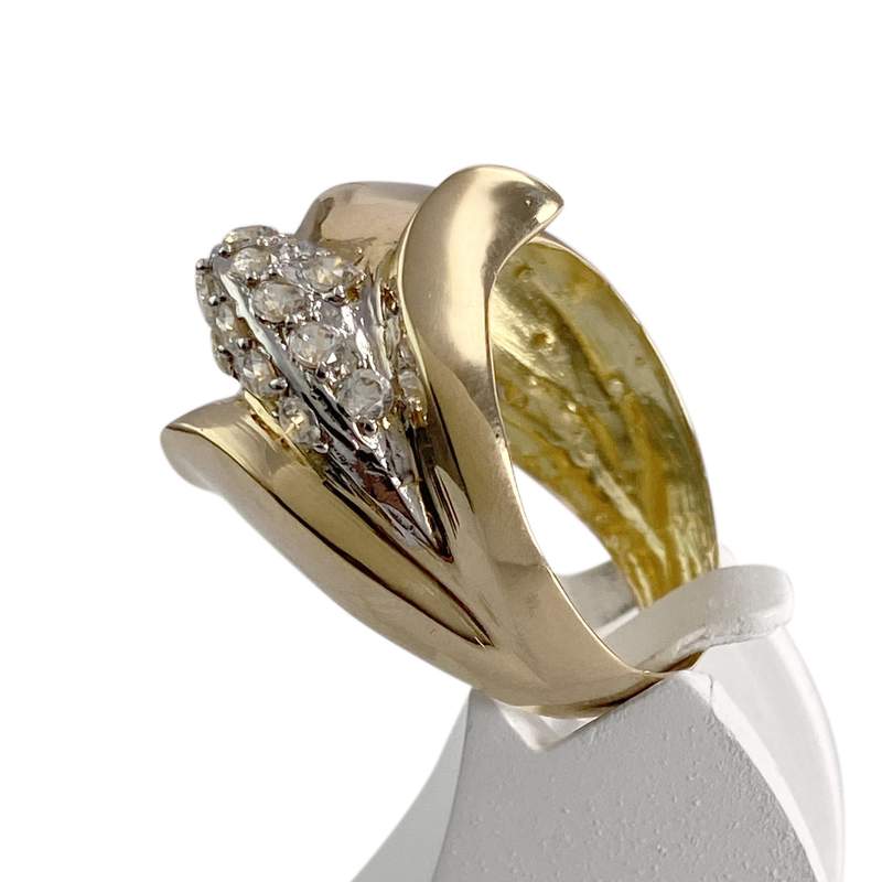 Bague d'occasion  or 750 2 tons zirconias - vue 2