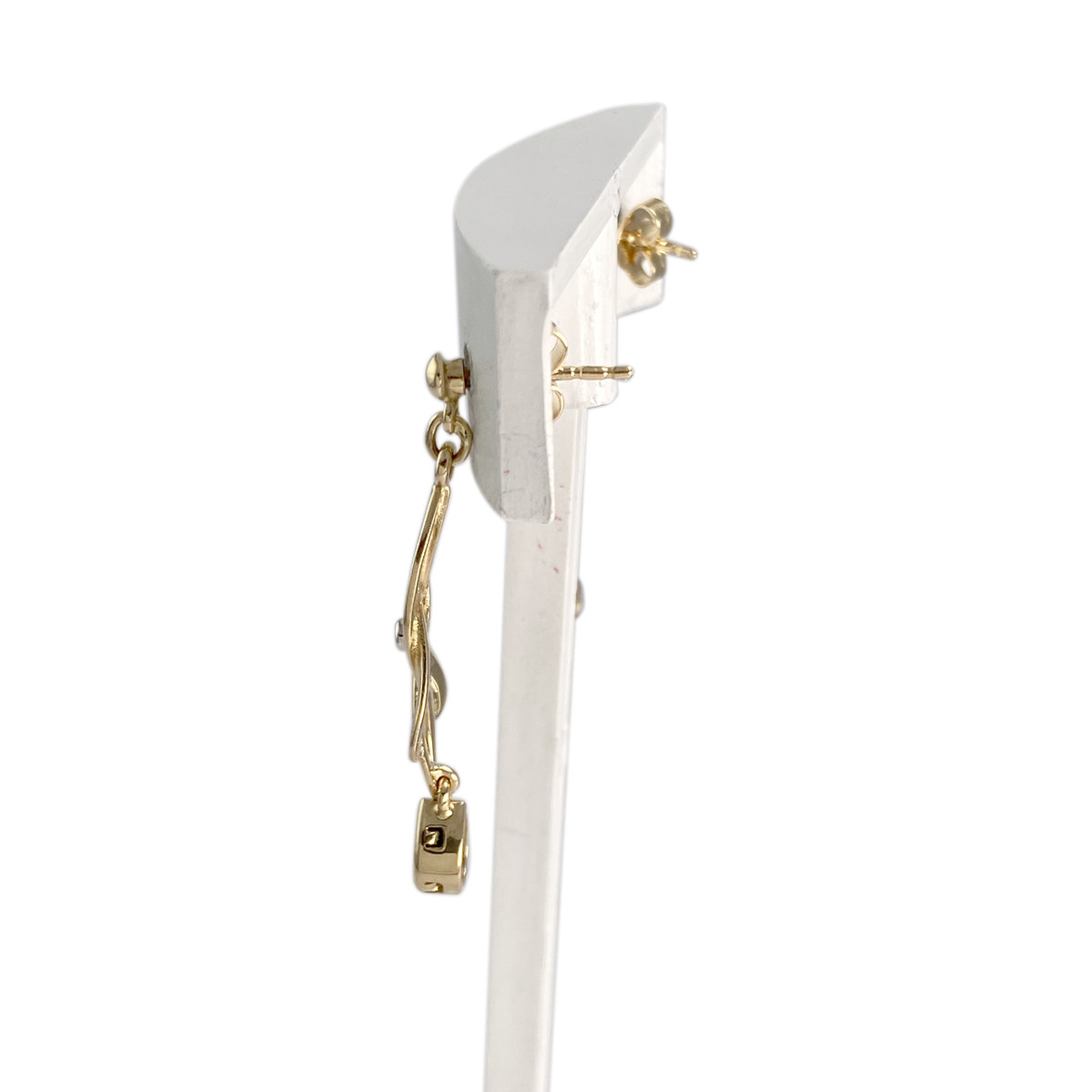 Boucles d'oreilles d'occasion or 750 jaune diamant saphir - vue 2