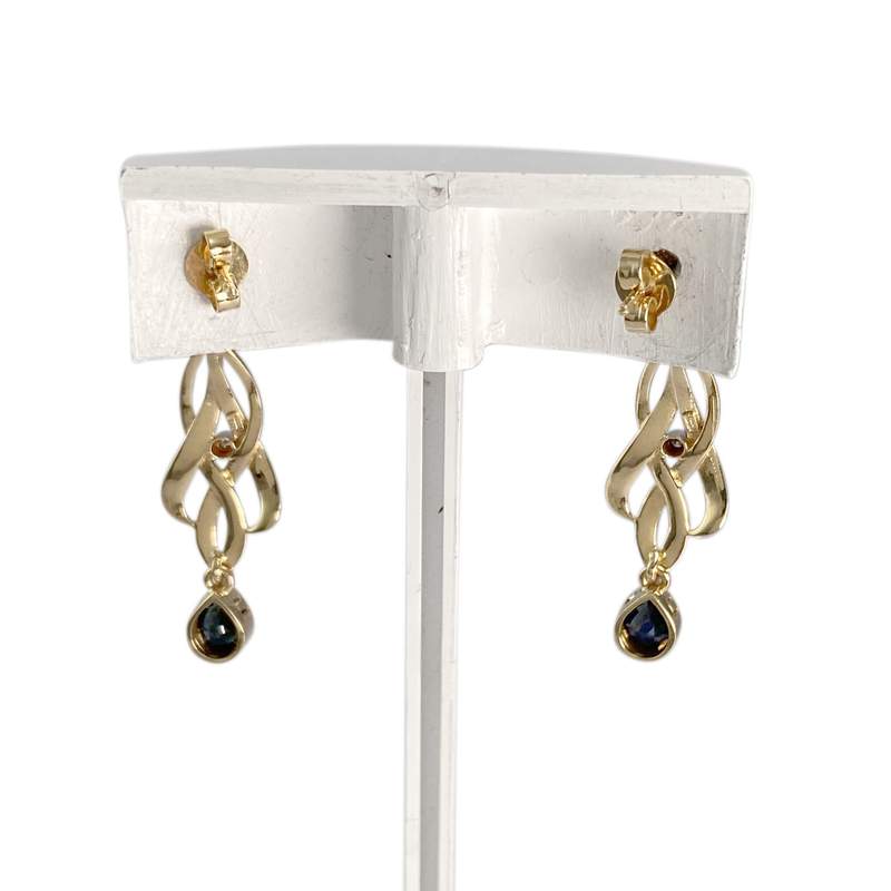 Boucles d'oreilles d'occasion or 750 jaune diamant saphir - vue 3