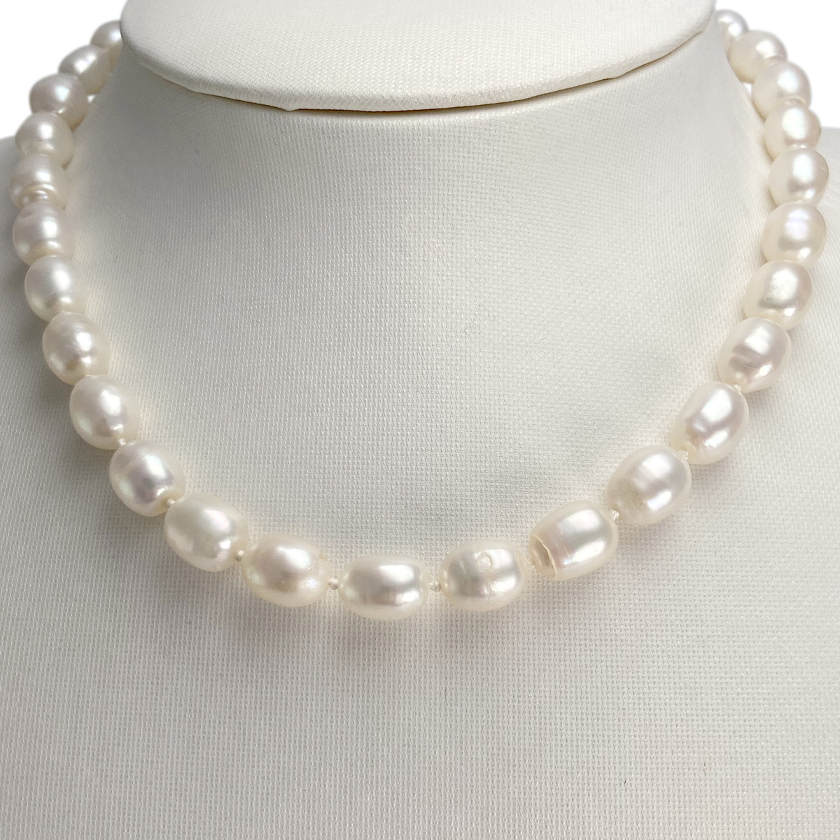 Collier d'occasion or 750 jaune perles de culture - vue 2