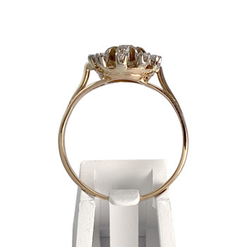 Pre-owned 18K two-tone gold ring with a flower design and diamonds