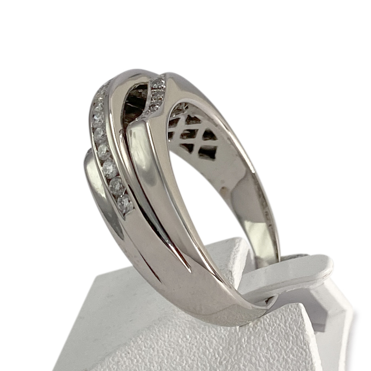 Bague d'occasion or 750 blanc diamants - vue 2