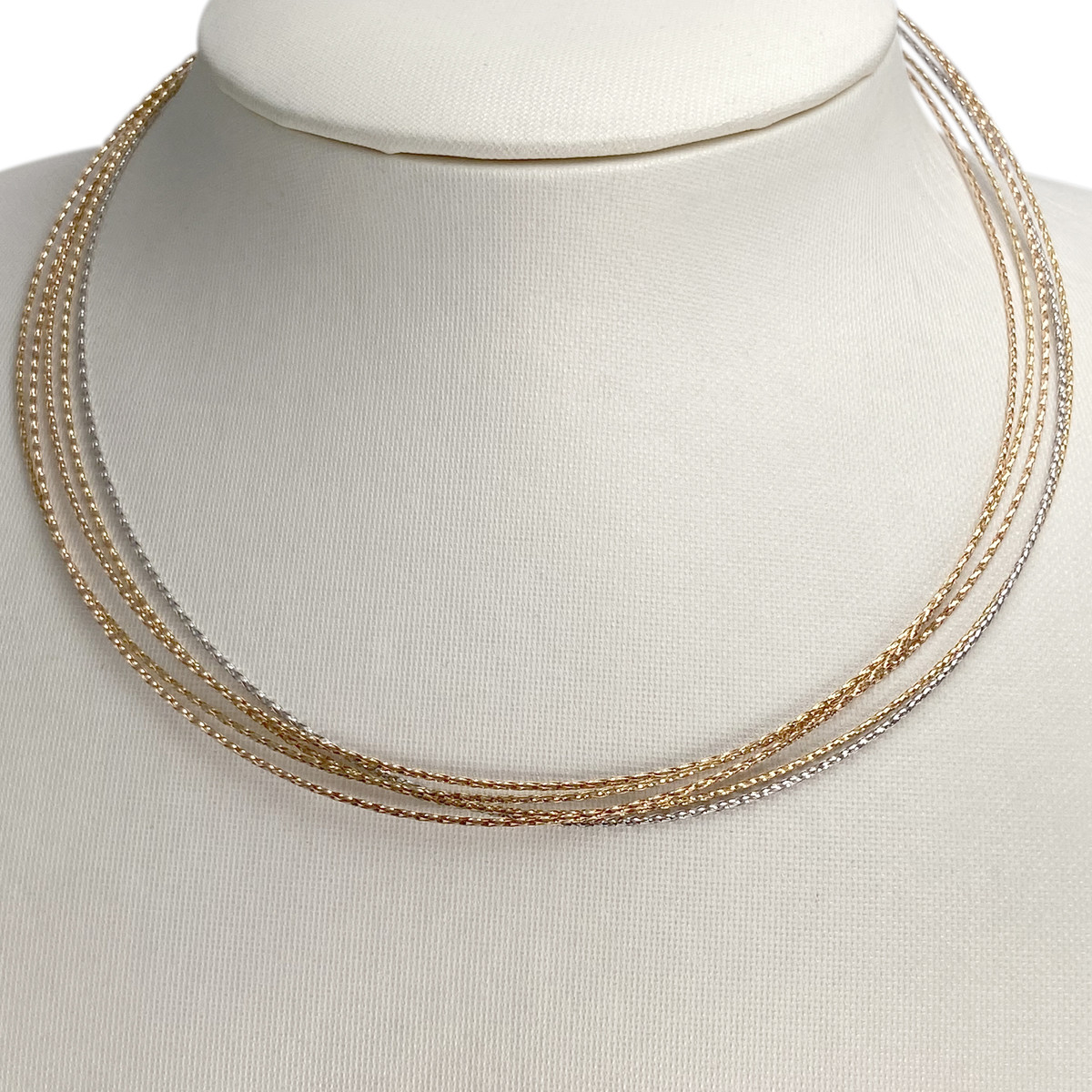 Collier d'occasion  3 ors 750  fantaisie - vue 2