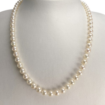 Collier d'occasion or 750 jaune perle de culture du japon
