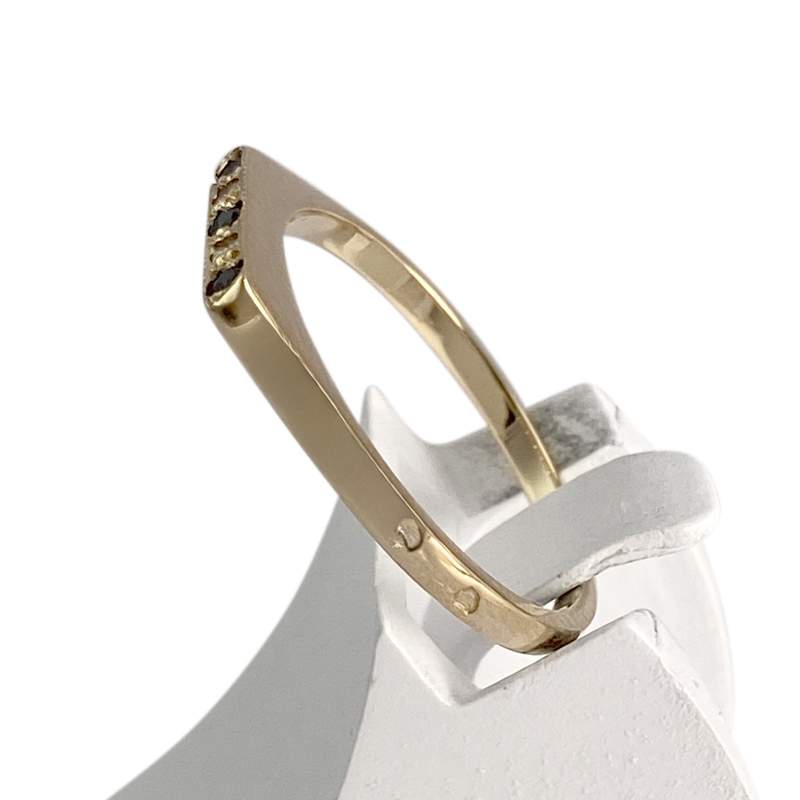 Bague d'occasion or 750 jaune diamants saphirs - vue 2