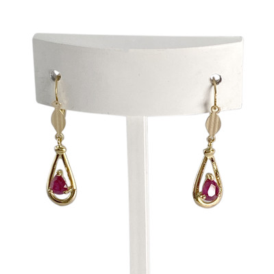 Boucles d'oreilles d'occasion or 585 jaune rubis - vue 1