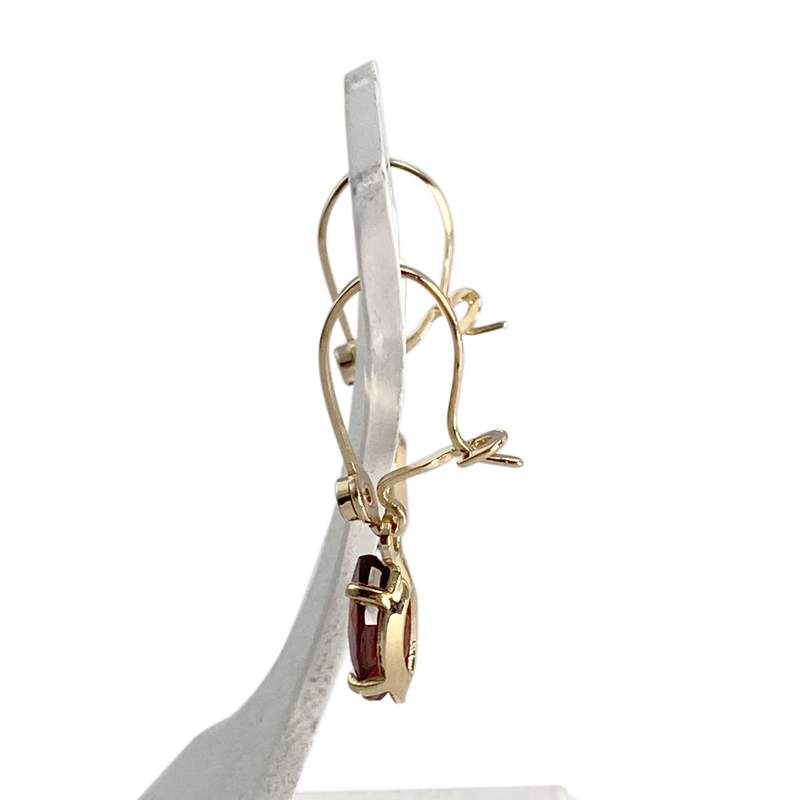 Boucles d'oreilles d'occasion or 750 jaune diamant grenat - vue 2