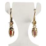 Boucles d'oreilles d'occasion or 750 jaune diamant grenat - vue 3