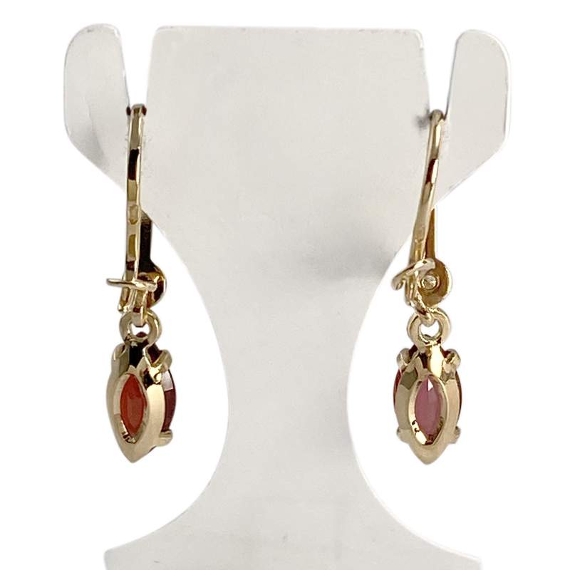 Boucles d'oreilles d'occasion or 750 jaune diamant grenat - vue 3