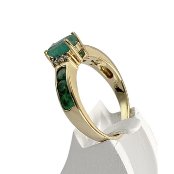 Bague d'occasion  or 750 2 tons émeraudes  diamants